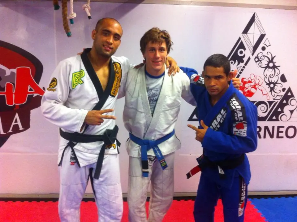 Yuri_Simones