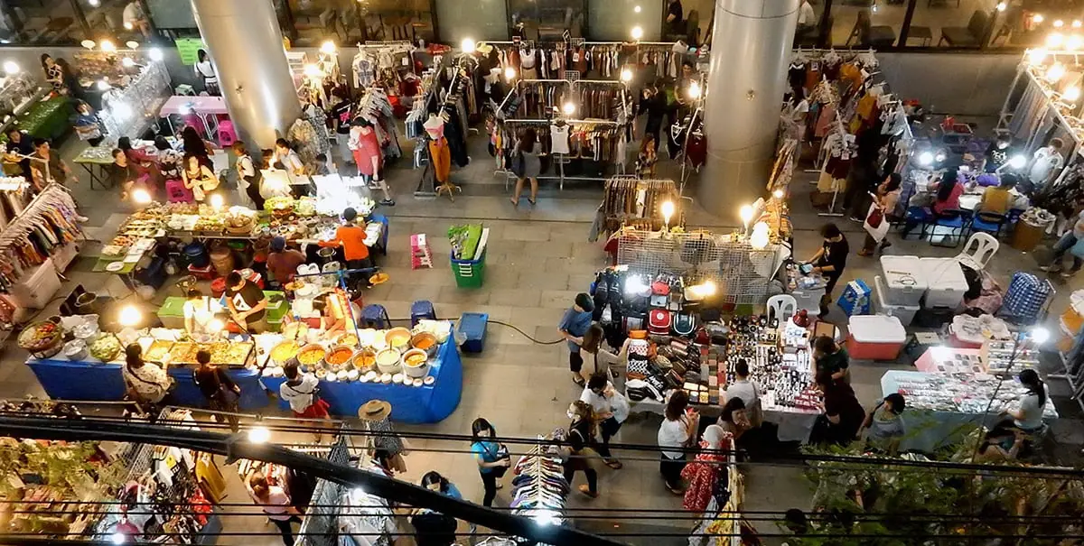 Bangkok, Thailand: Small market near my home.