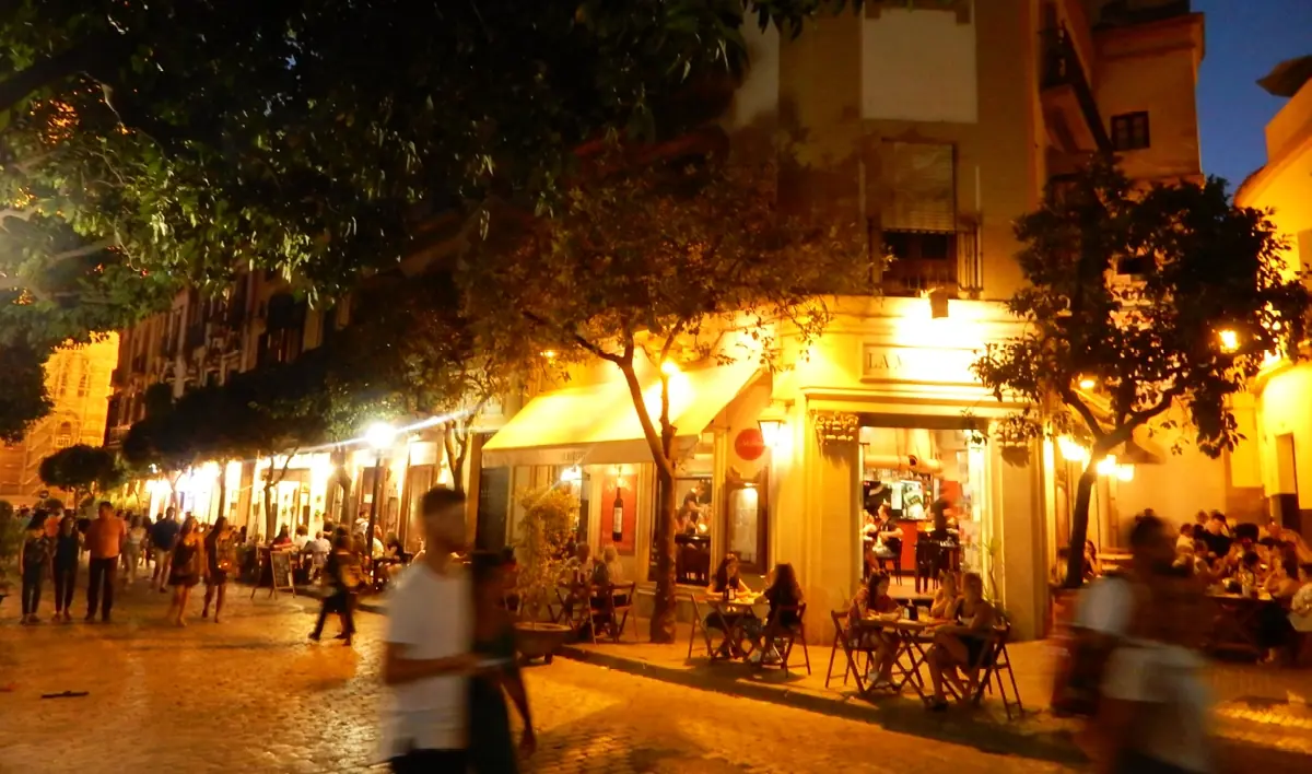 Seville, Spain: cafes and lively nightlight