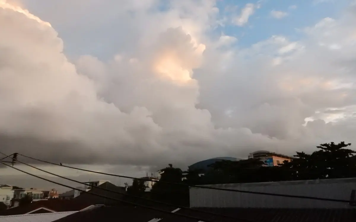 Bangkok, Thailand: Stormy skies!